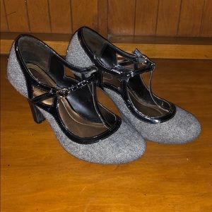 2/$5 Dex flex by dexter size 6.5 heels